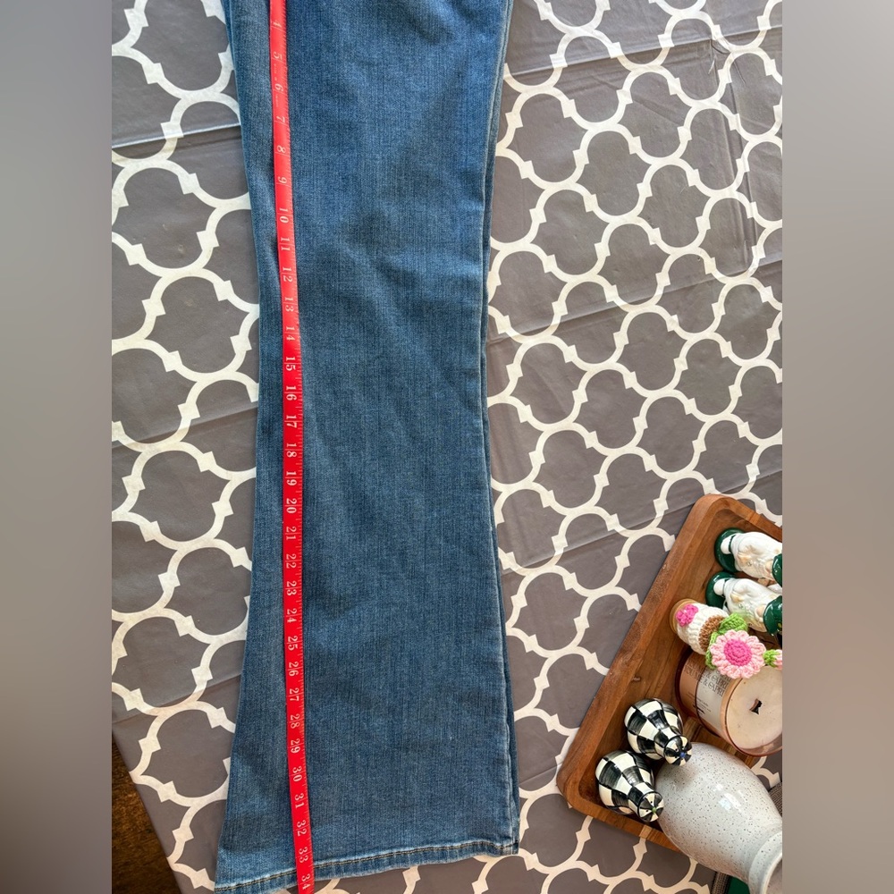 JUDY BLUE High-Rise Flare Leg Women's Jeans NWT - Picture 8 of 8